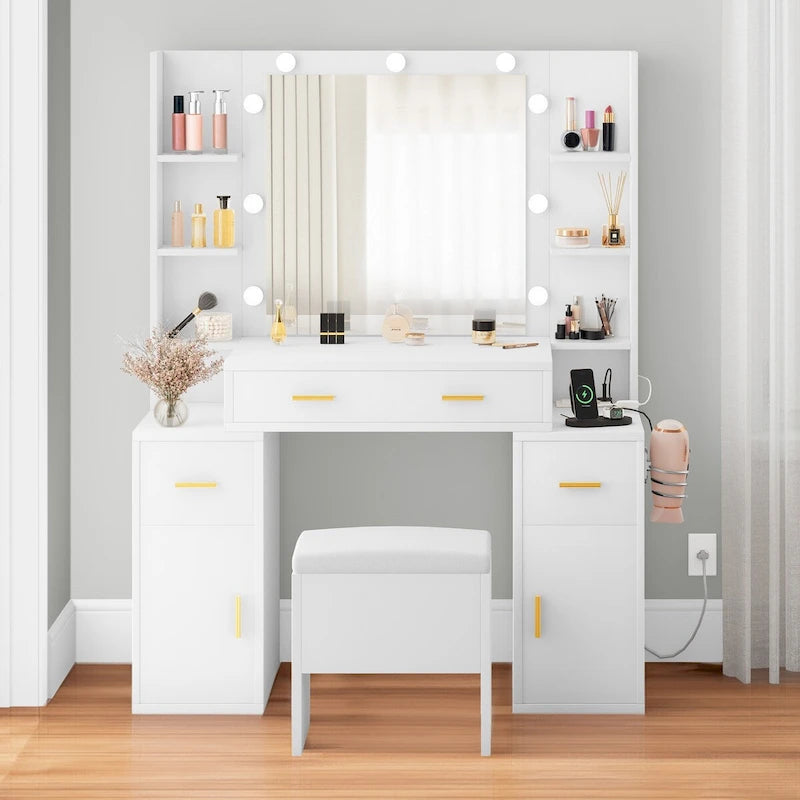 Toeletta con Specchio Illuminato e Prese Incorporate – 140 A x 110 L x 40 P cm