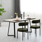 Set di 2 sedie da pranzo moderne rotonde imbottite in Boucle, schienale curvo e gambe in metallo nero verniciato a spruzzo