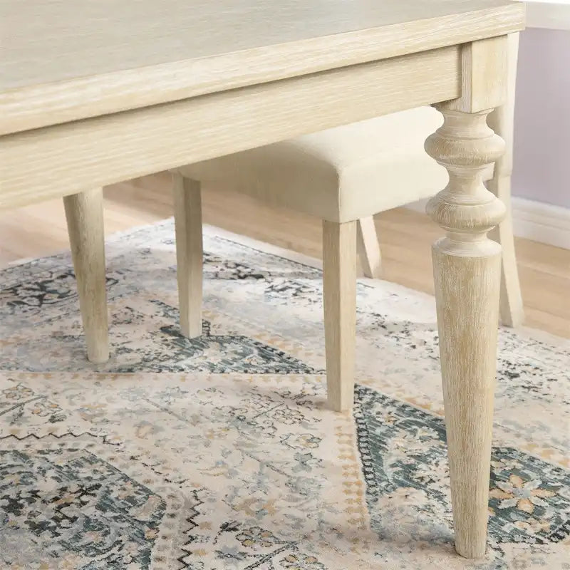 Tavolo da pranzo in legno bianco finitura Urban Style con gambe tornite