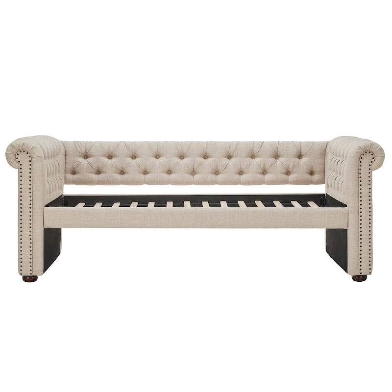 Divano letto Chesterfield in velluto trapuntato con braccioli a voluta, dettagli a bottone e gambe in legno massello